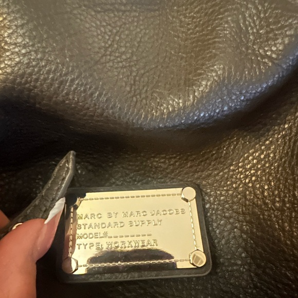 Marc by Marc Jacobs Q Groove Bag - Picture 2 of 6